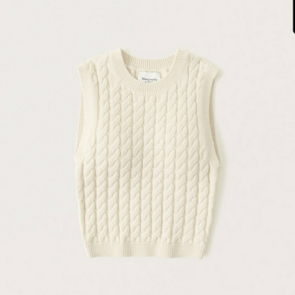 Abercrombie Slim Cropped Crew Sweater Vest